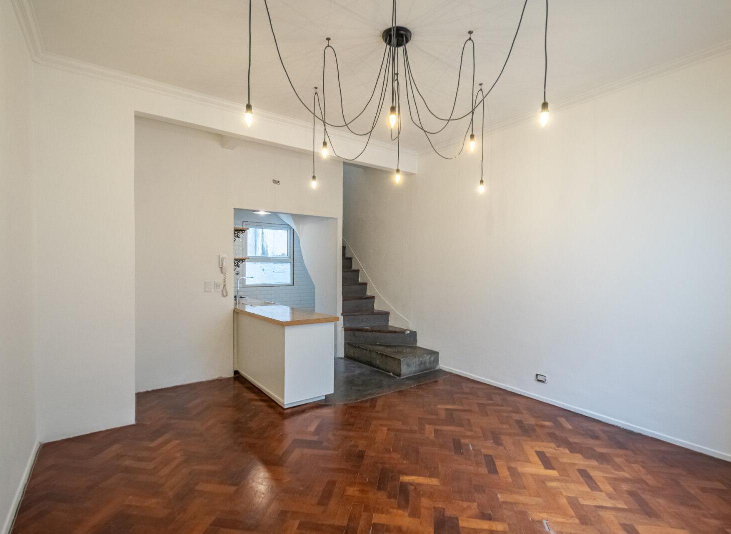 Foto de VENTA | 3 AMBIENTES EN DOS PLANTAS CON PLAYROOM Y TERRAZA PROPIA |, imagen 1