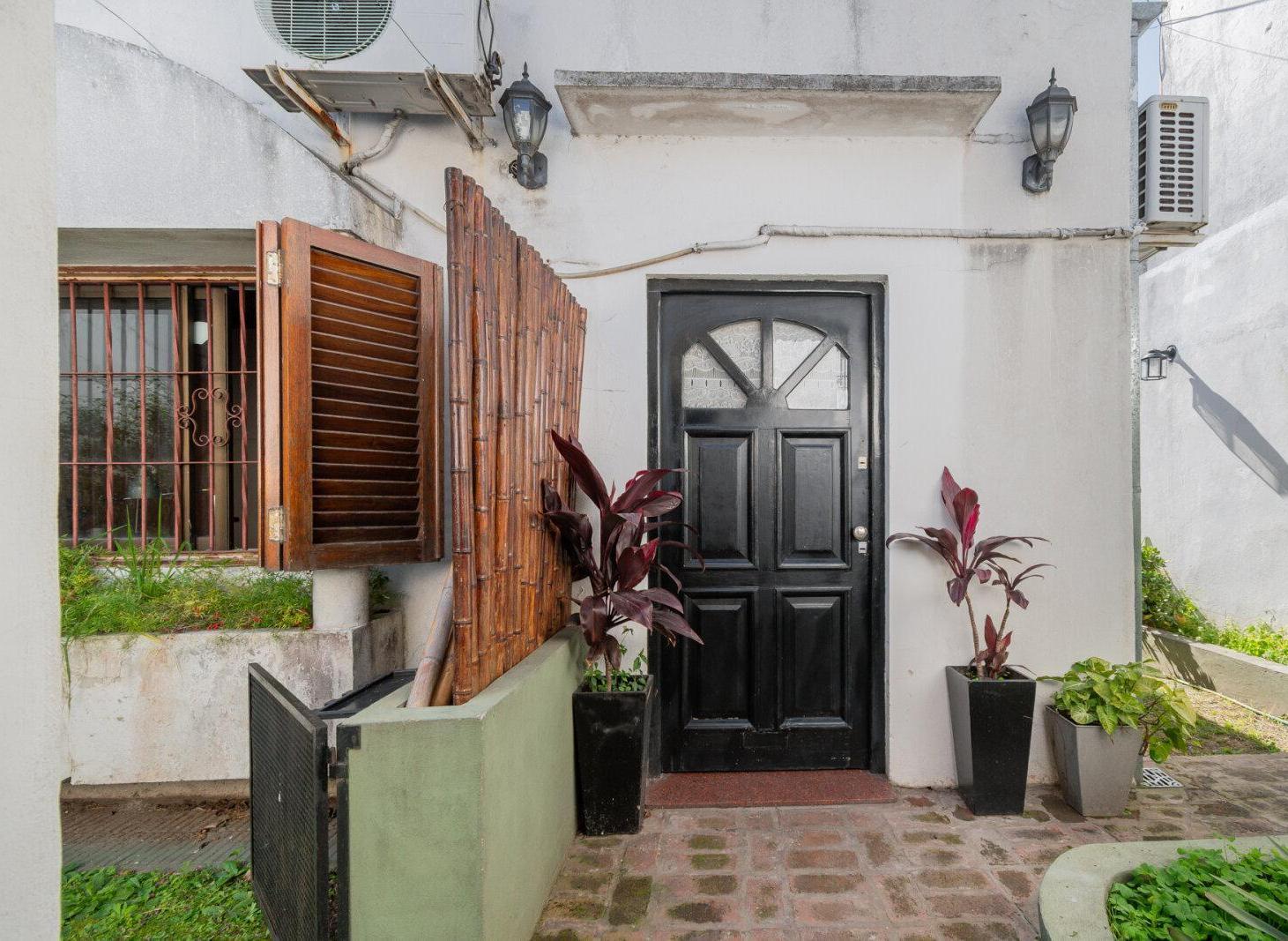Foto de Venta Villa Lugano Casa 3 Ambientes Jardin Patio Cochera, imagen 5