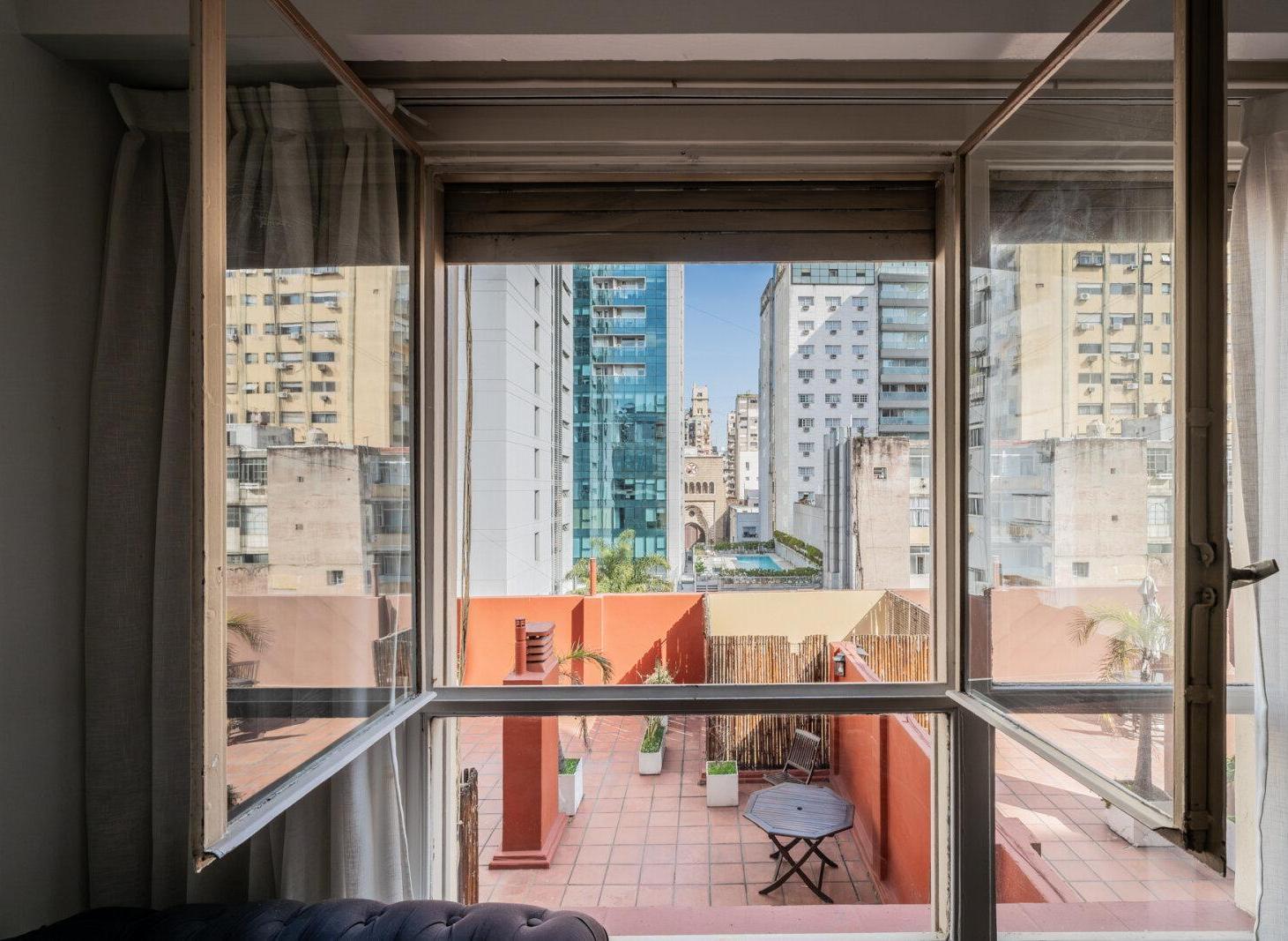 Foto de VENTA. DEPARTAMENTO. 3 AMBIENTES. IDEAL AIRBNB. RETIRO., imagen 2