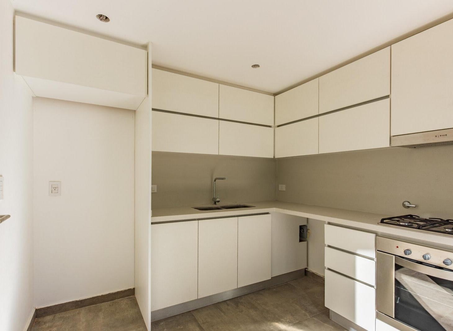 Foto de Venta Semipiso 4 Ambientes a Estrenar Contrafrente C/cochera C/ Balcón, imagen 5
