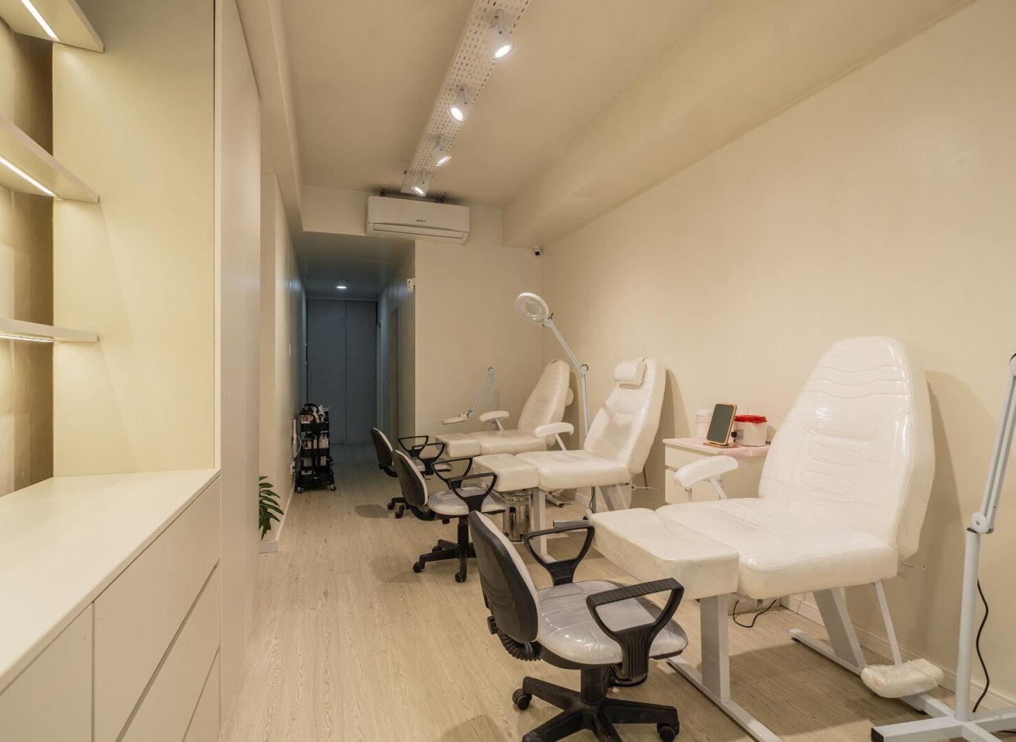 Foto de Venta local comercial Av. Córdoba · Vidriera · Con renta, imagen 5