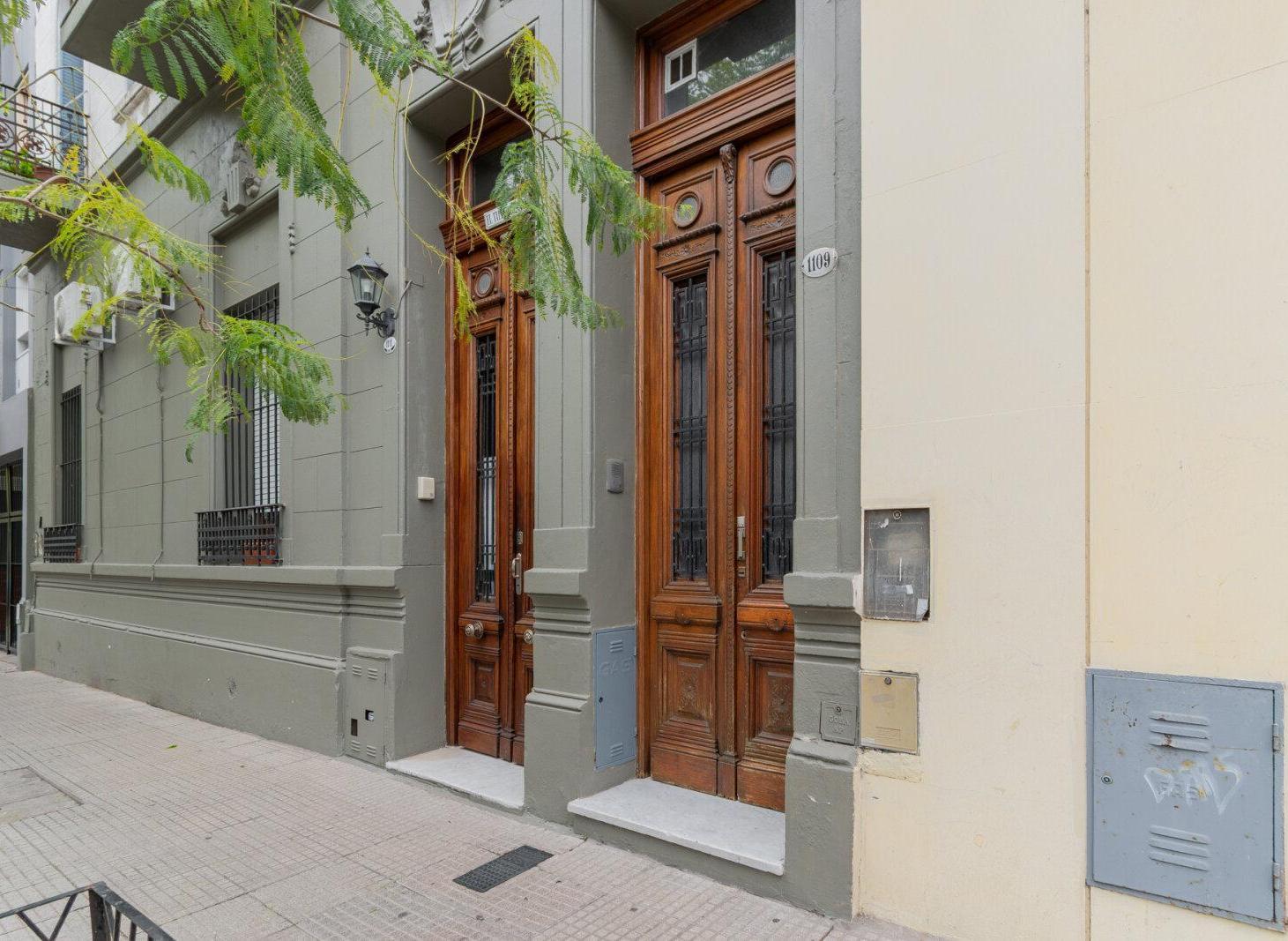 Foto de PH 4 ambientes, primer piso al frente con balcon y terraza. Entrada, imagen 5
