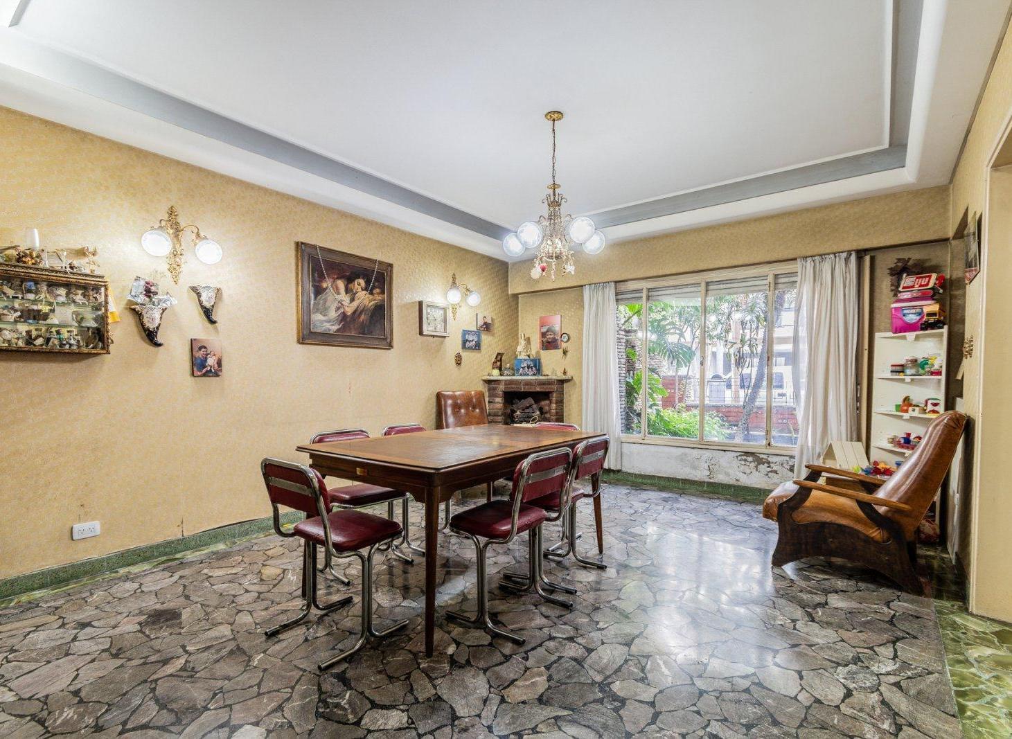 Foto de Venta Casa Villa Del Parque Pileta Cochera 3 Plantas, imagen 5