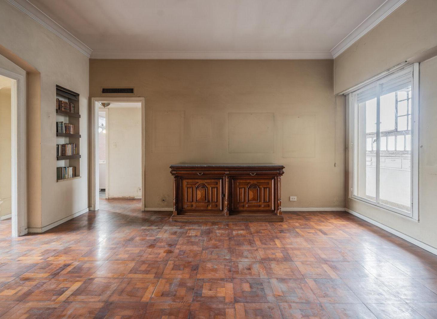 Foto de DEPARTAMENTO 4 AMB + ESTUDIO - A RECICLAR - FLORES, imagen 4