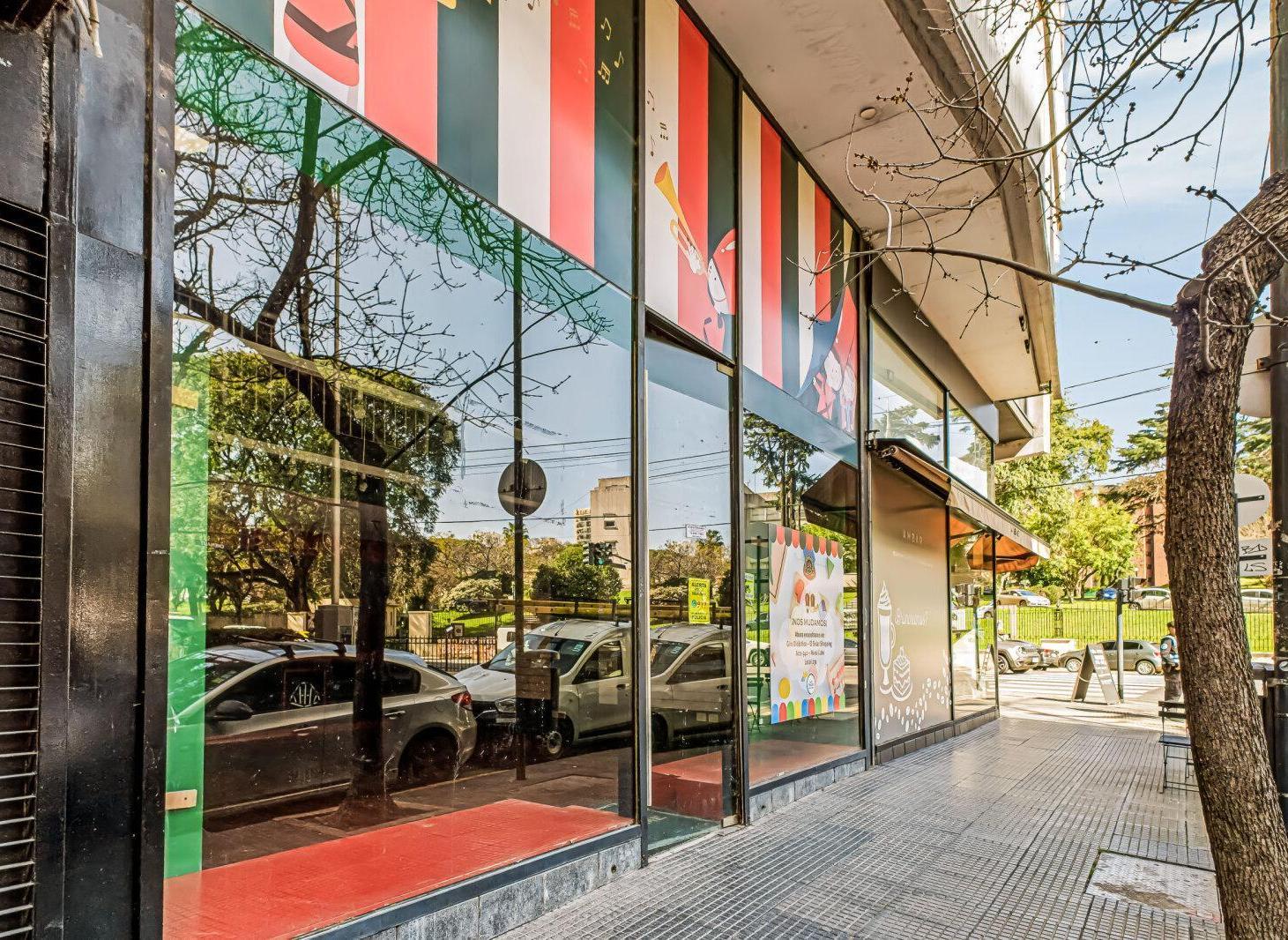 Foto de Local comercial - Las Cañitas - Palermo - 106 metros - 2 plantas - más, imagen 3
