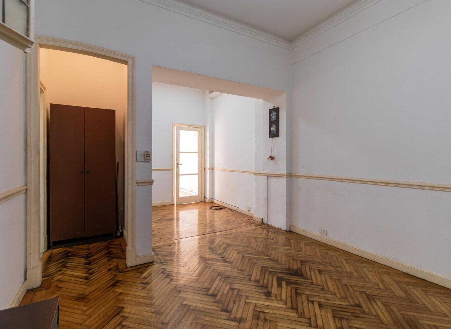 Foto de VENTA - DEPARTAMENTO - 3 AMBIENTES - DEPENDENCIA - LUMINOSO - BALVANERA, imagen 3