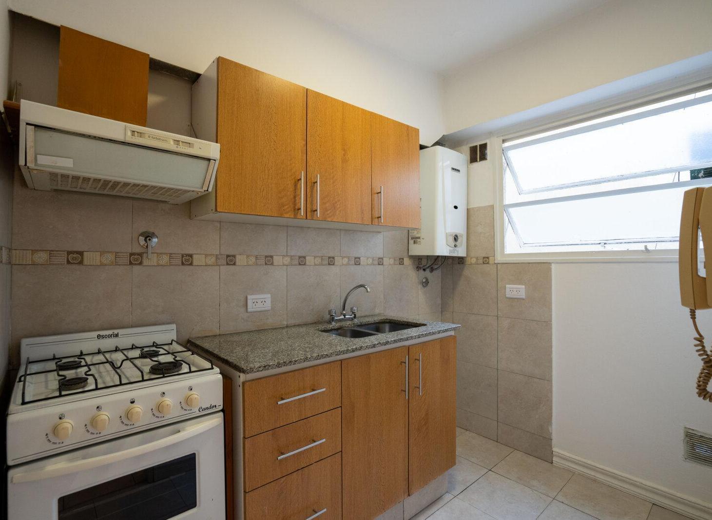 Foto de Departamento · Amplio Monoambiente · Cocina Separada · Balvanera · Apto, imagen 3