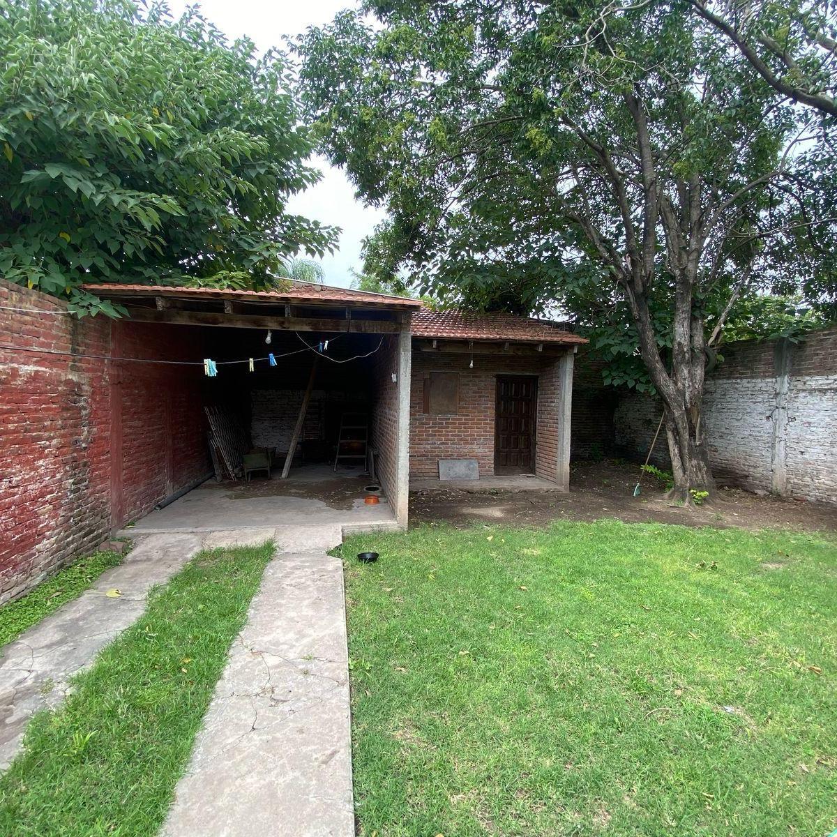 Excelente Casa en Venta Zona Parque Lomas. 5