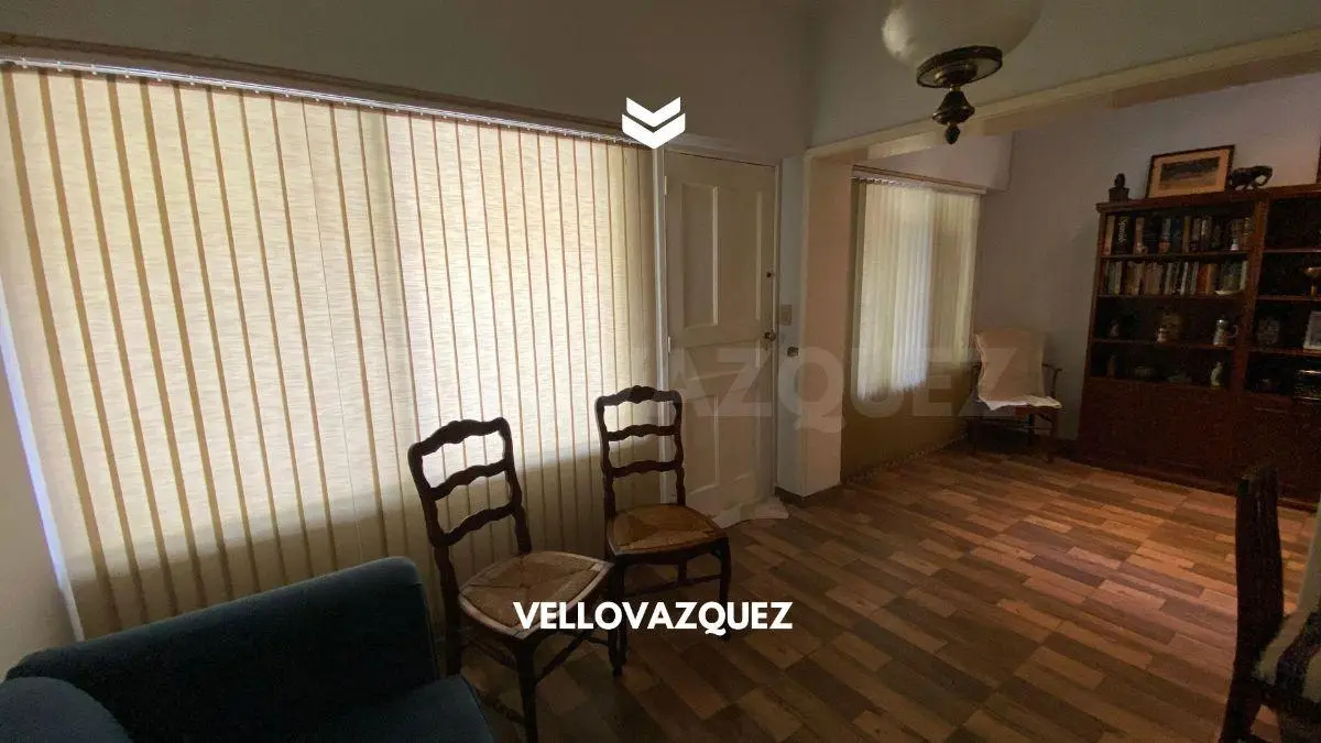Casa APTO COMERCIAL . Las Lomitas 4
