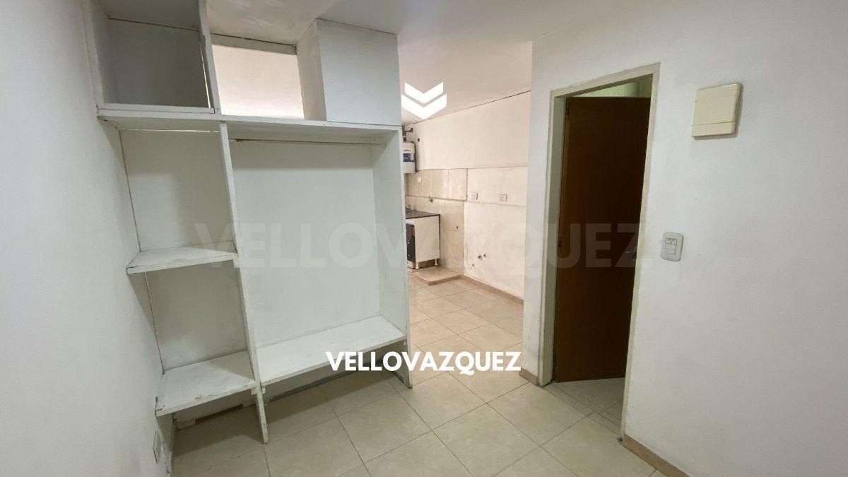 Foto de Depto PH . Ambiente y medio . Lomas, imagen 1