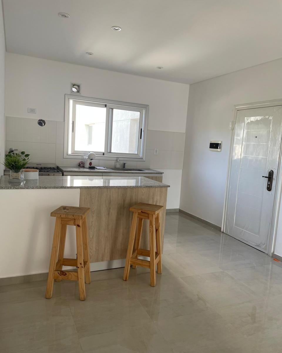 Hermoso Departamento con Diseño Moderno y Detalles de Calidad 5