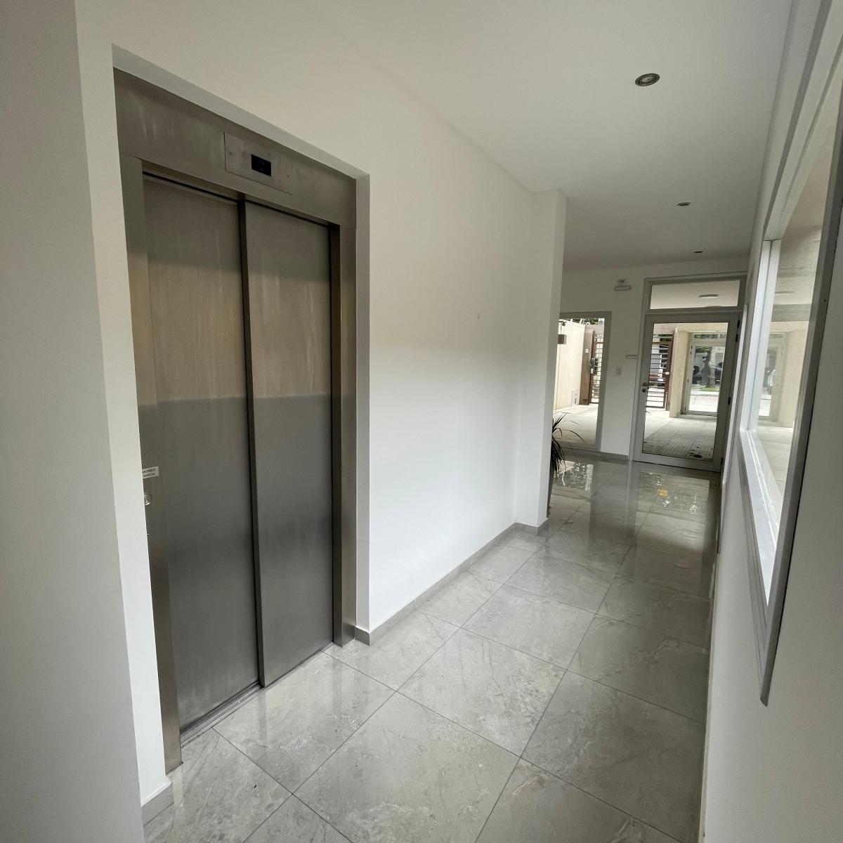 Hermoso Departamento con Diseño Moderno y Detalles de Calidad 4