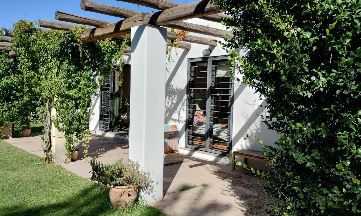 Excelente Casa en Venta, Chacras de Coria 5