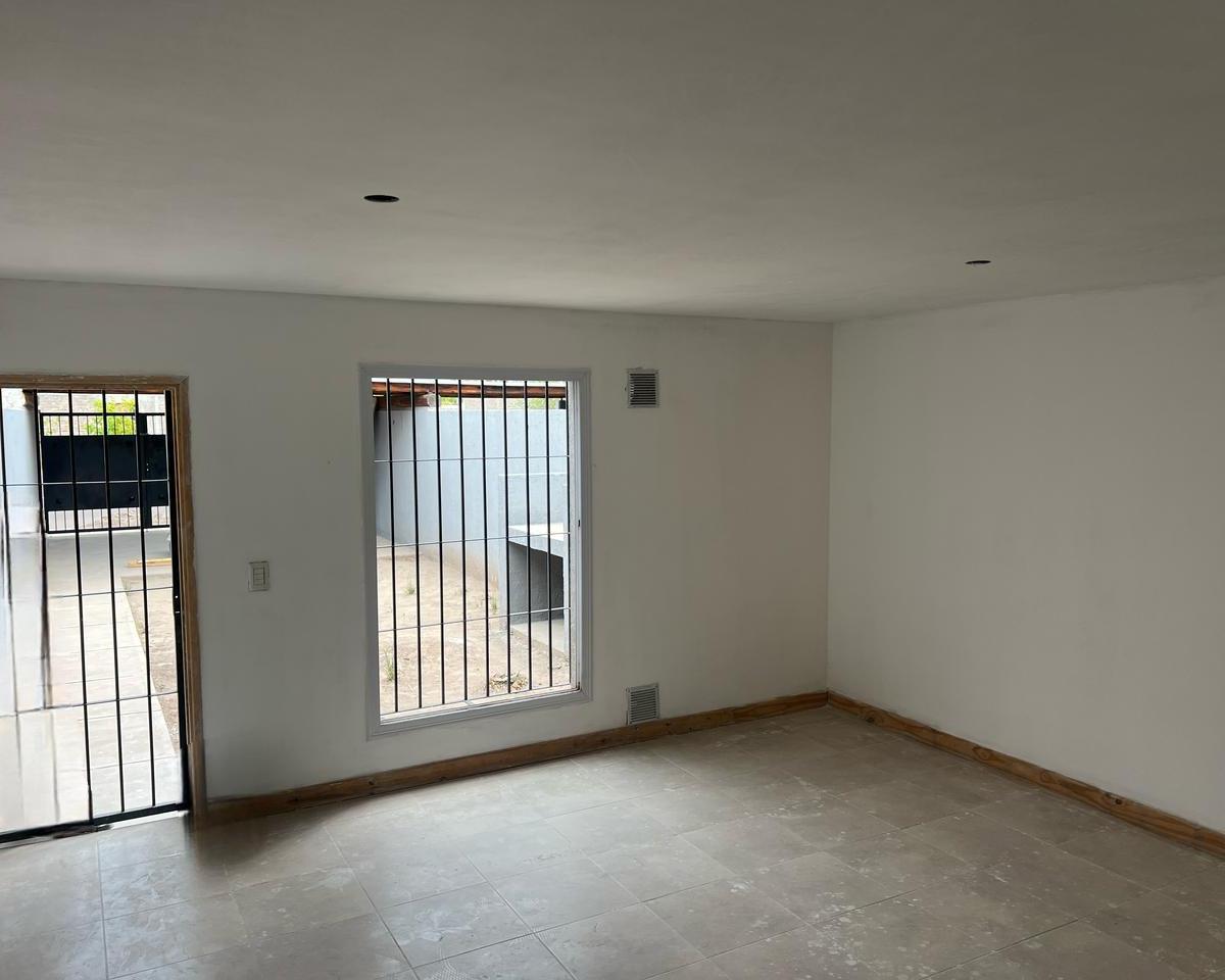 Casa a Estrenar en Venta Godoy Cruz 3