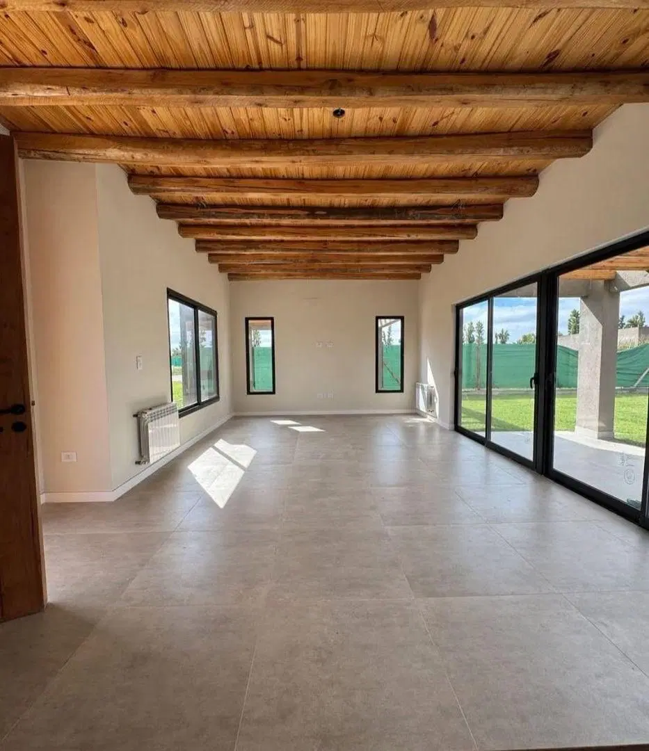 VENTA Casa La Quebrada barrio privado
Maipú Mendoza 3