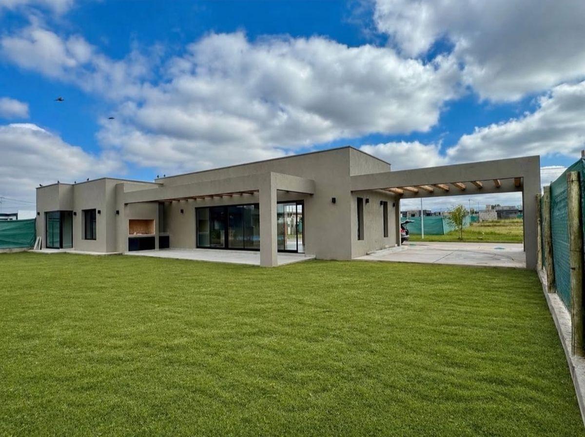 VENTA Casa La Quebrada barrio privado
Maipú Mendoza