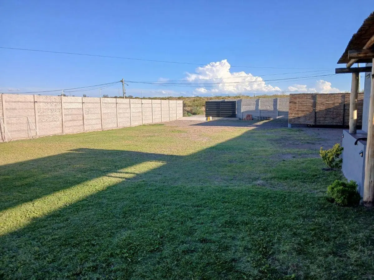 VENTA Quincho con pileta + lote Ruta provincial 82 , Barrio Lugar Escondido. Las Compuertas 3