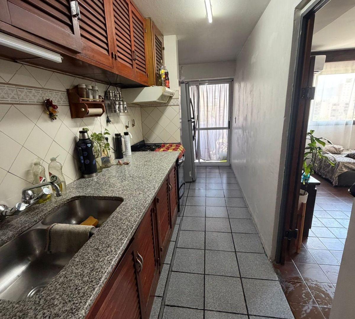 Foto de VENTA Departamento Vendimiadores 665 Ciudad de Mendoza, imagen 3