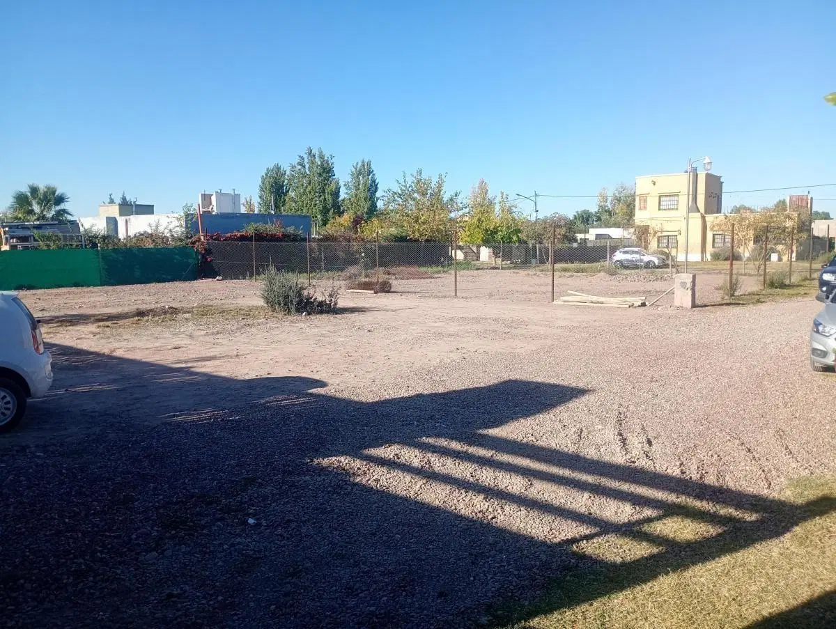 Lote en venta en barrio privado Quintas de Russell, Maipu. 4
