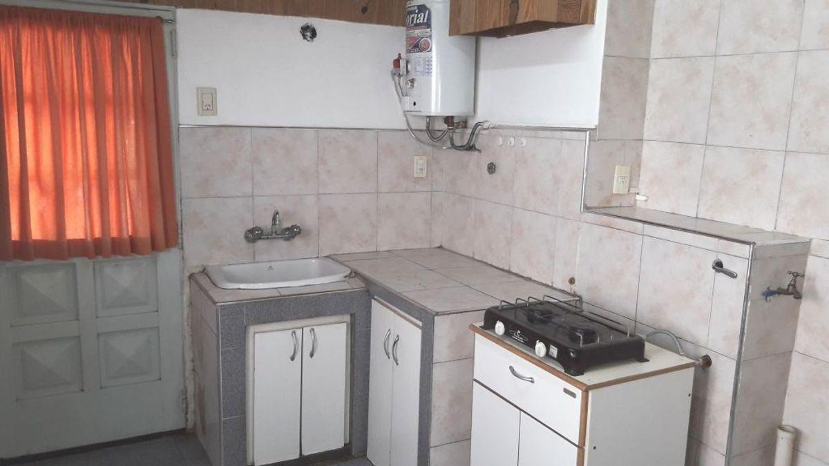 Departamento interno en Alquiler 1 dormitorio/cochera en San Martin Sur, Godoy Cruz