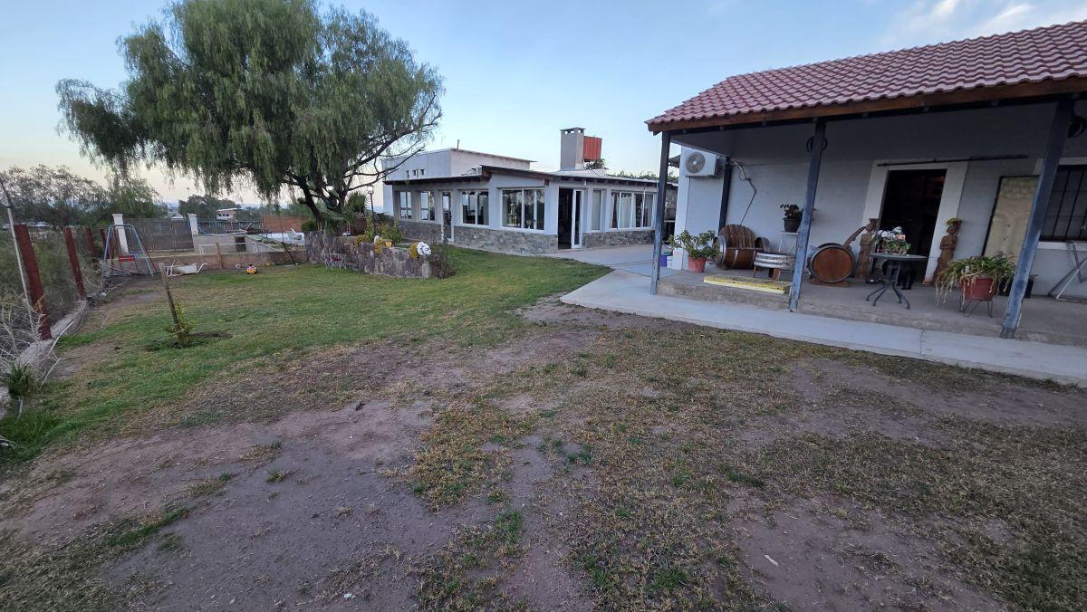 Foto de VENTA Cabaña + quincho Barrio Cerro de la Capilla El Challao Mendoza, imagen 2
