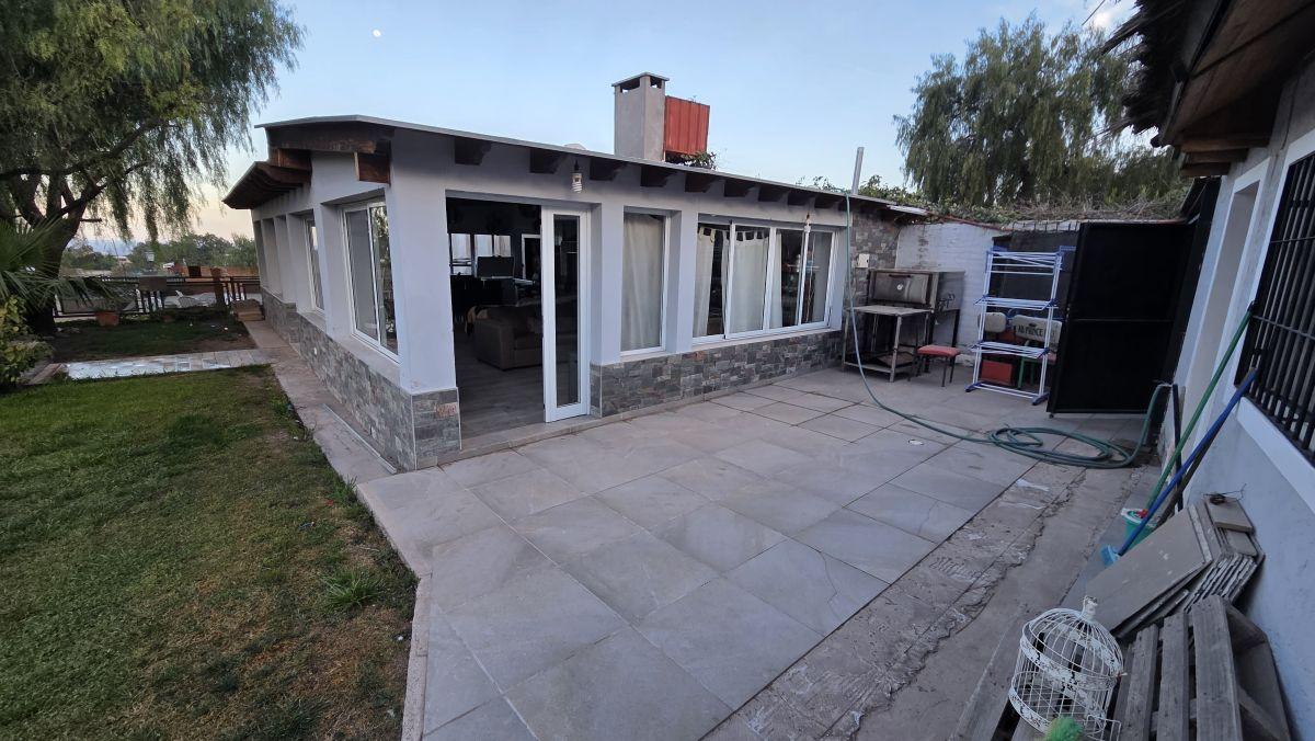 Foto de VENTA Cabaña + quincho Barrio Cerro de la Capilla El Challao Mendoza, imagen 1