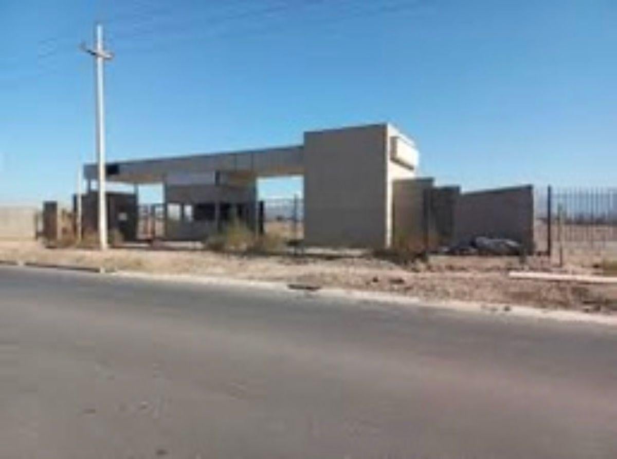 Foto de VENTA Lotes Barrio privado Plan 27 Agua y Energía Maipú Mendoza. Calles, imagen 1