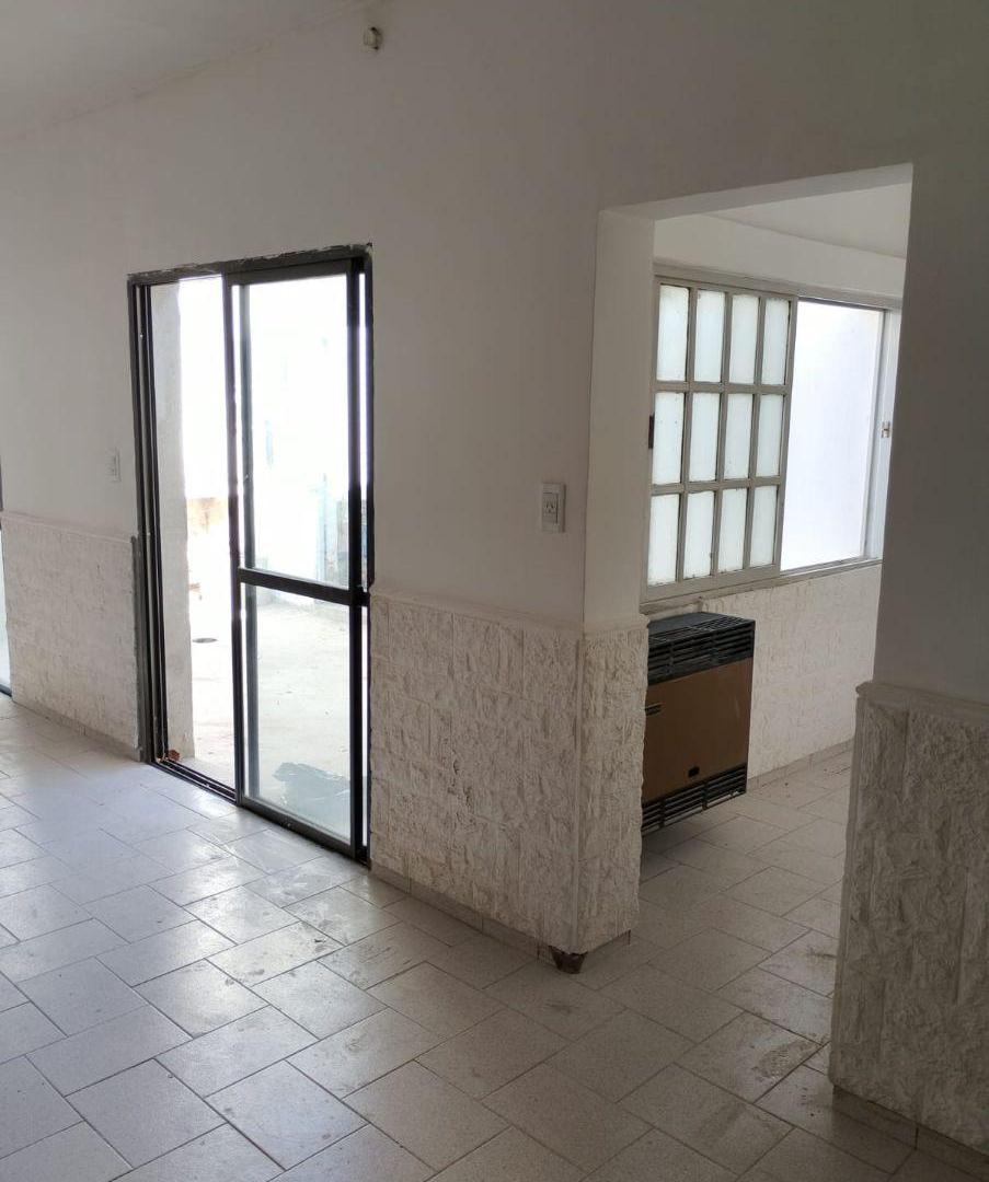 Foto de VENTA Casa Suipacha 738 Sexta Sección Ciudad de Mendoza, imagen 2