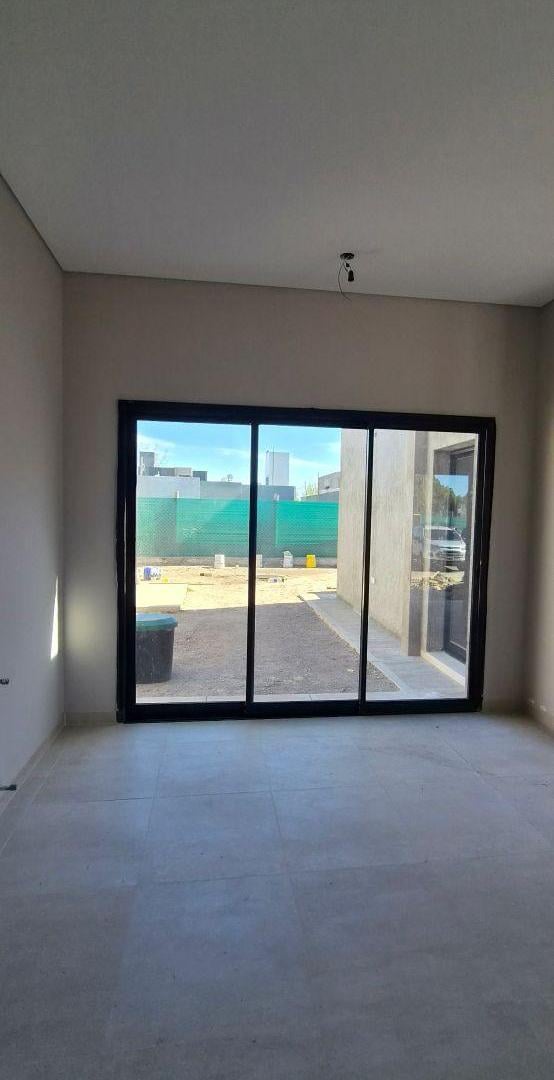 Foto de VENTA Casa barrio privado Las Cortaderas 3 Rodeo de la Cruz Mendoza, imagen 2