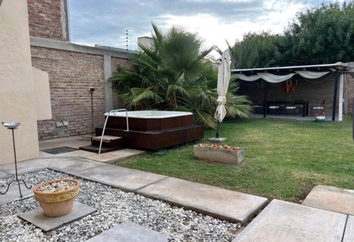 Foto de VENTA Casa + departamento barrio Viejo Tonel 2 Maipú Mendoza, imagen 4