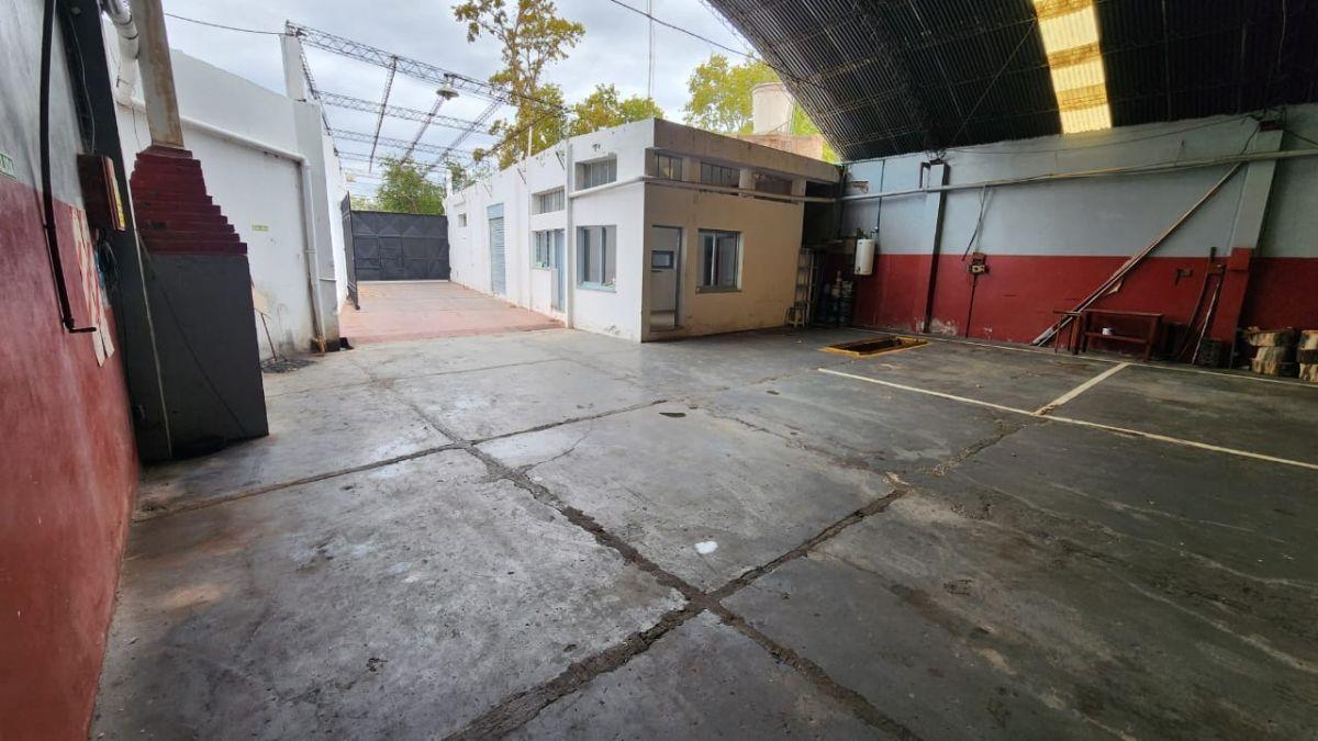 Foto de VENTA Galpón Carril Godoy Cruz Villa Nueva Guaymallén, imagen 4