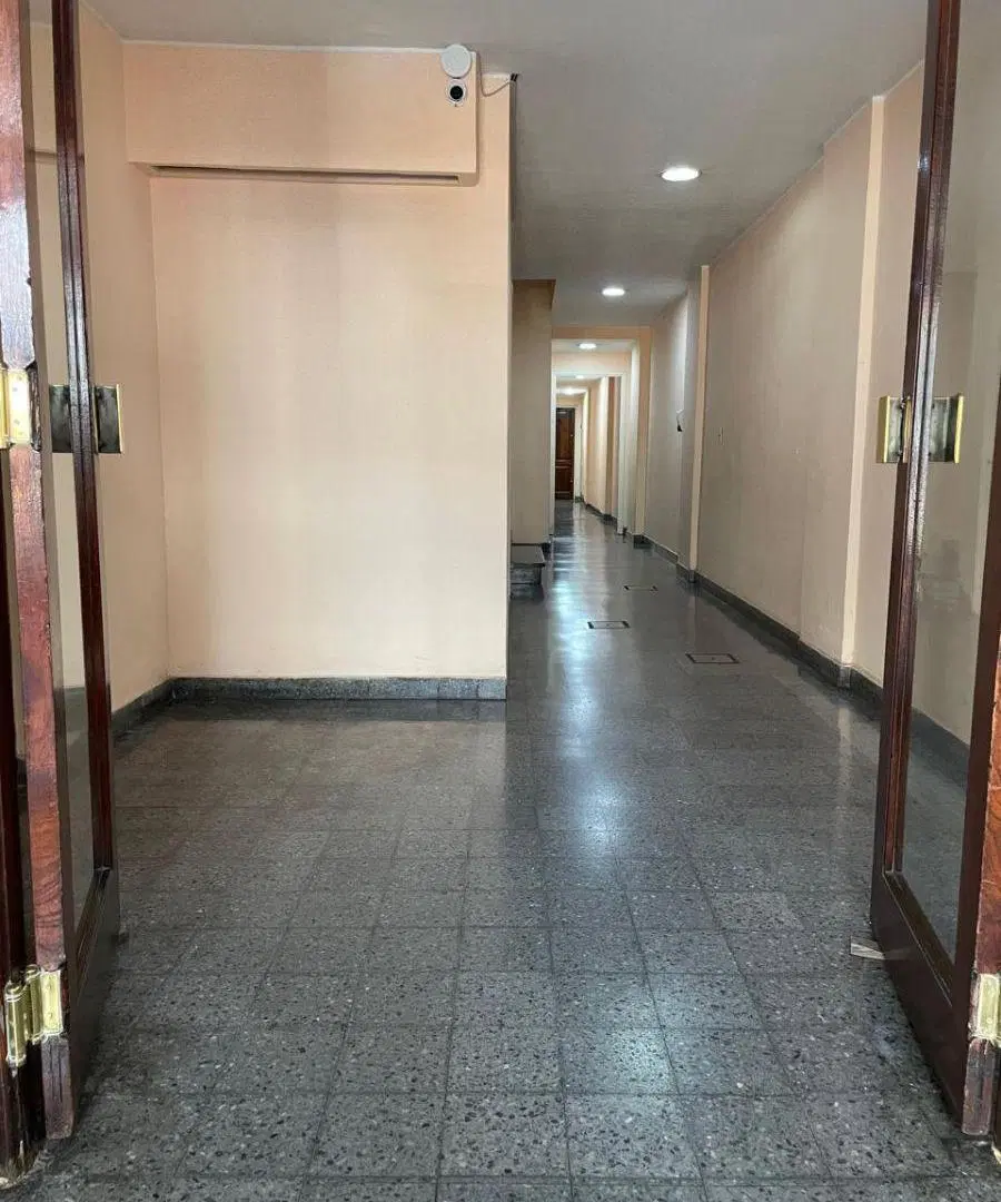 Alquiler Departamento de 3 Amb. Con Dependencia en Balvanera 8