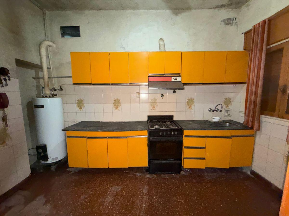 Foto de Pje. Chamical 5040, Mataderos - Casa en esquina a reciclar, imagen 3