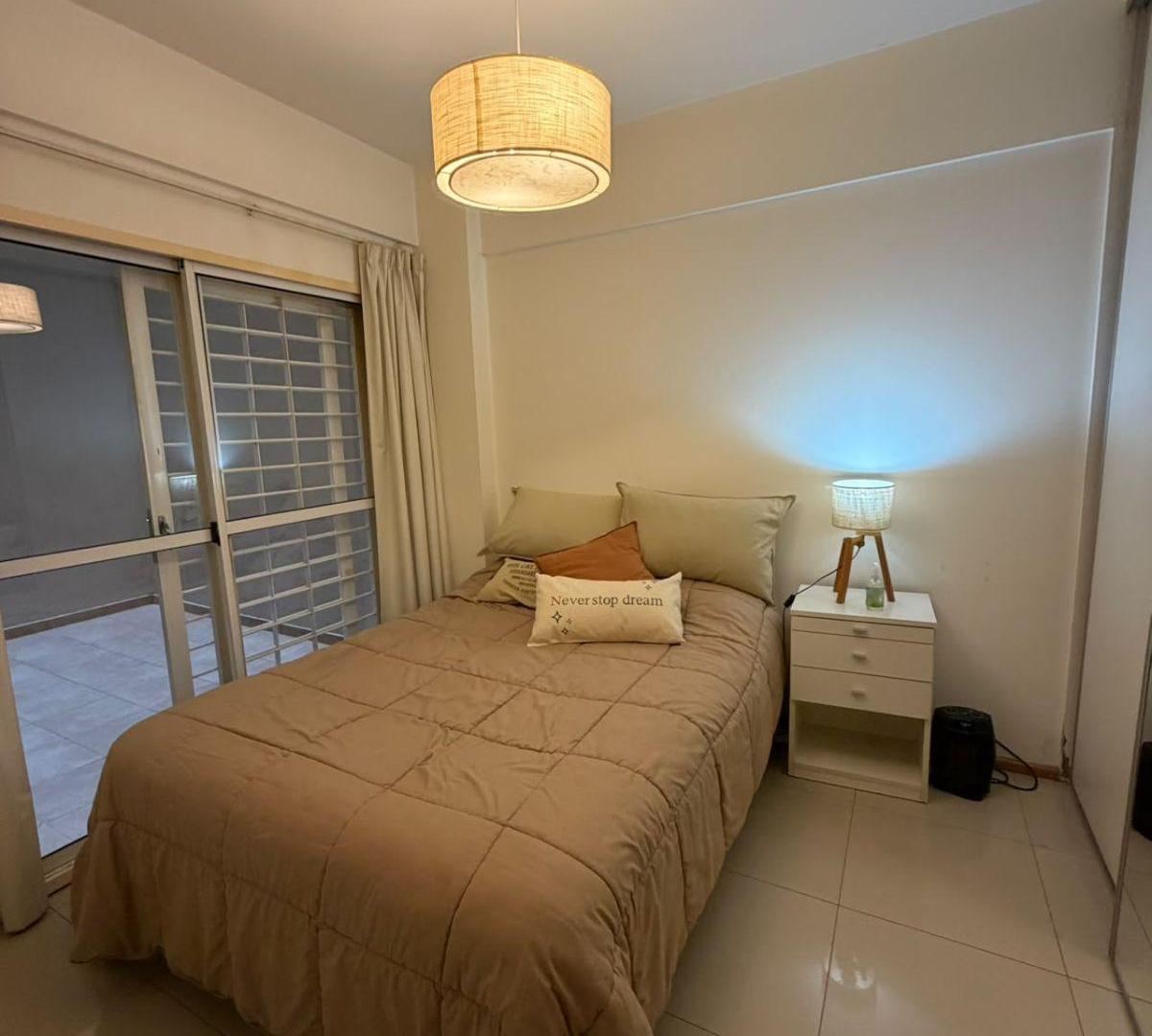 Foto de Excelente 2 Ambientes al frente con Balcon y Patio - Villa del Parque, imagen 5
