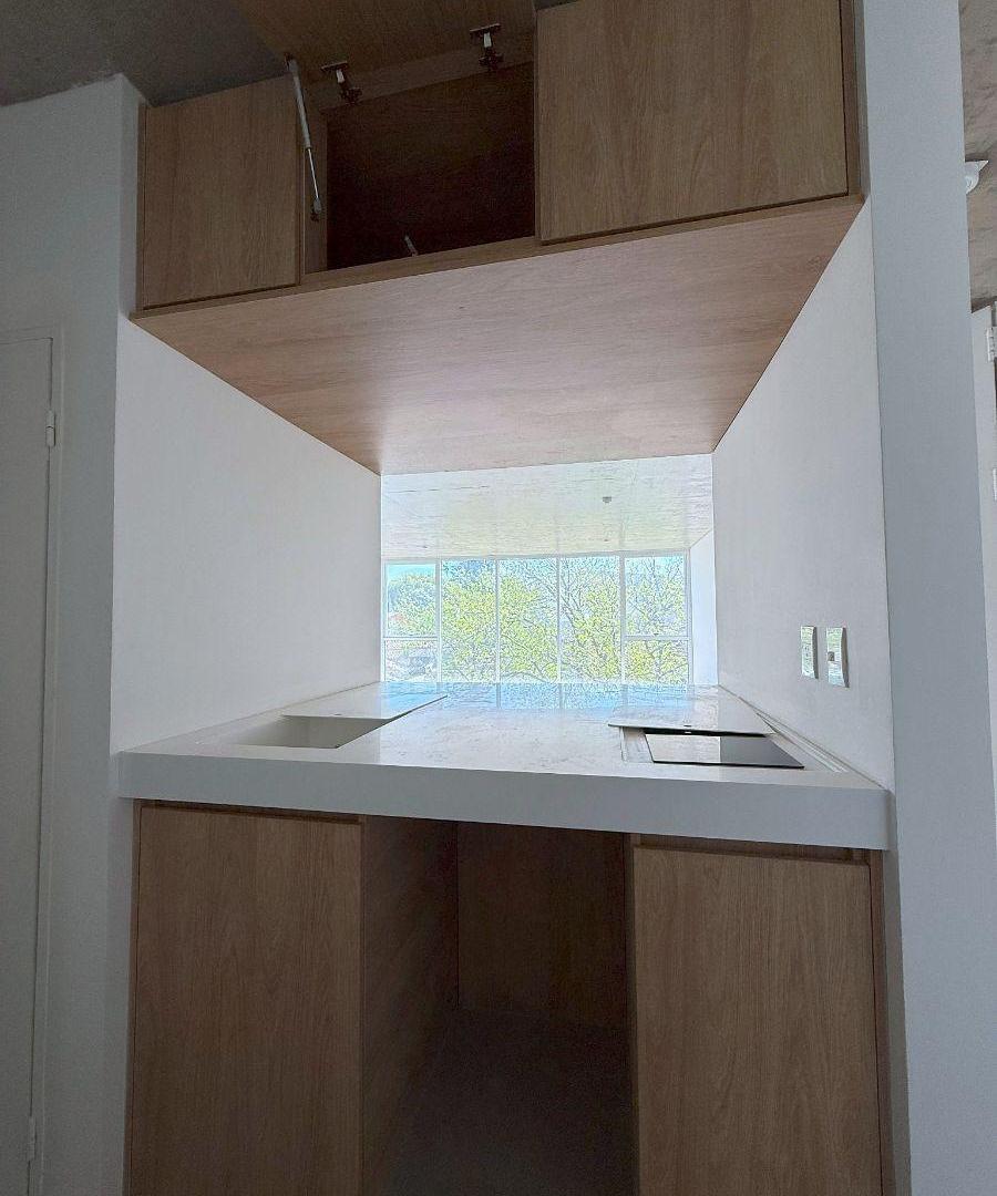 Foto de Oficina de 103 m² Frente y Contrafrente con Balcón | Pareja 4140, imagen 2