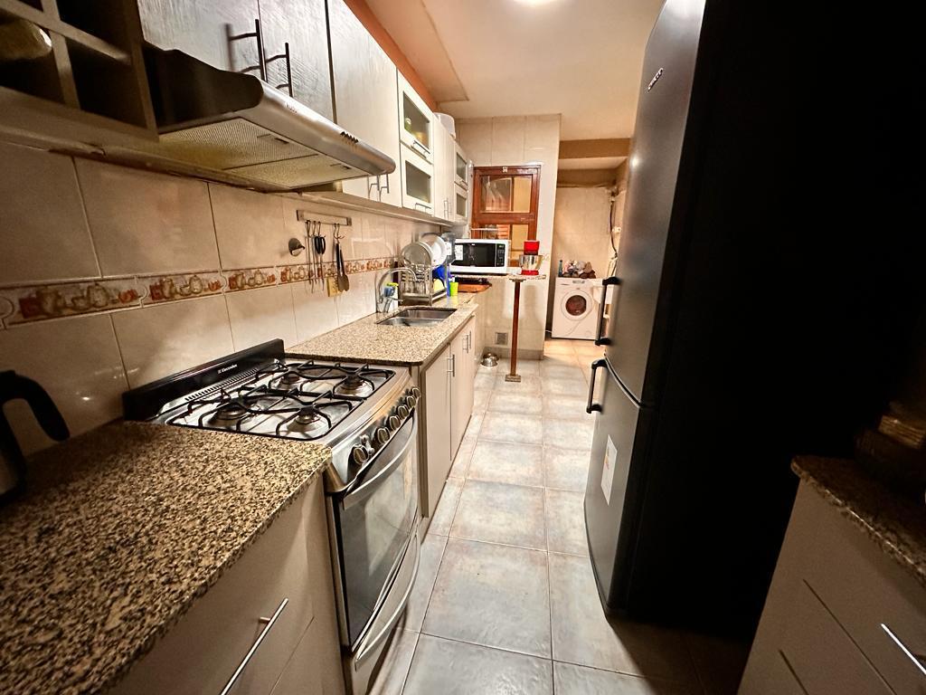 Departamento de Categoría de 3 Dorm. y Cochera, Barrio Obispo Piedrabuena 4