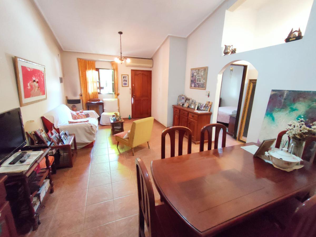 Casa de 3 Dorm. en Venta en Barrio Privado a 7 Cuadras de Barrio Norte, Smt 3