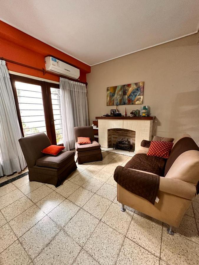 Amplia Casa de 5 Dorm. con Galería y Pileta, Av Roca Al 1000, Barrio Sur 4