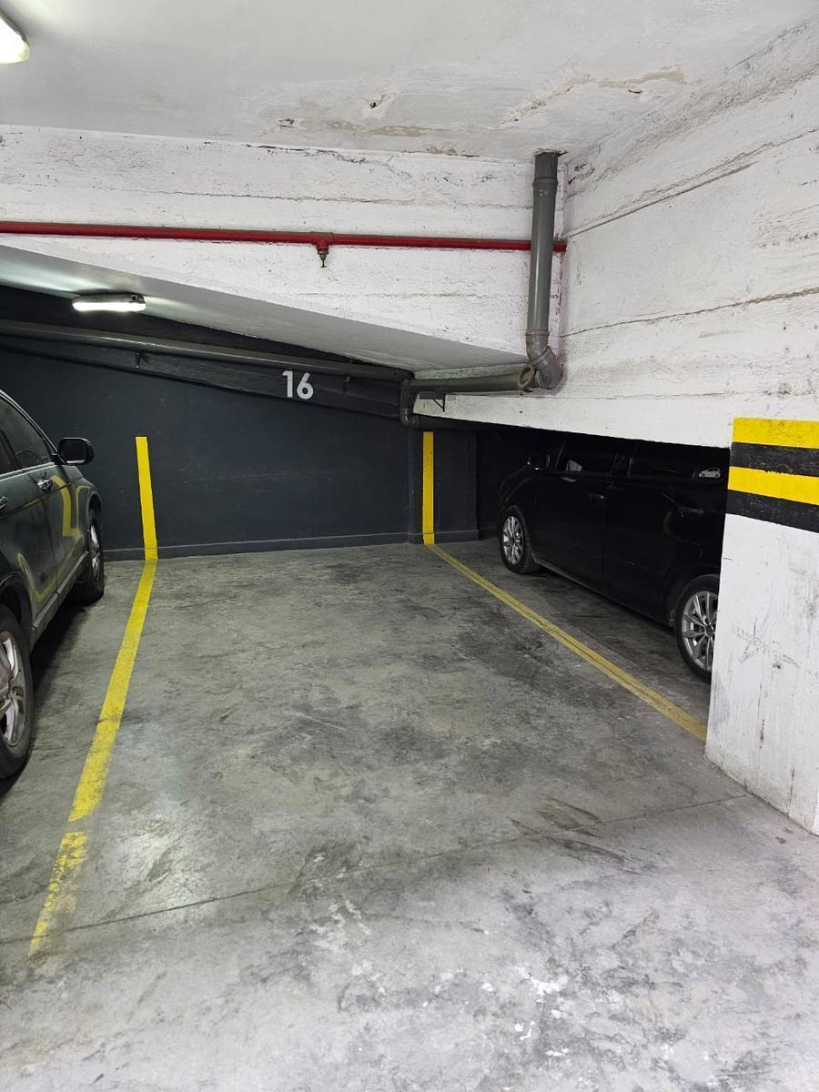 Hermosa Oficina en Dúplex con Cochera y Baulera en Congreso Al 200, Barrio Sur 3