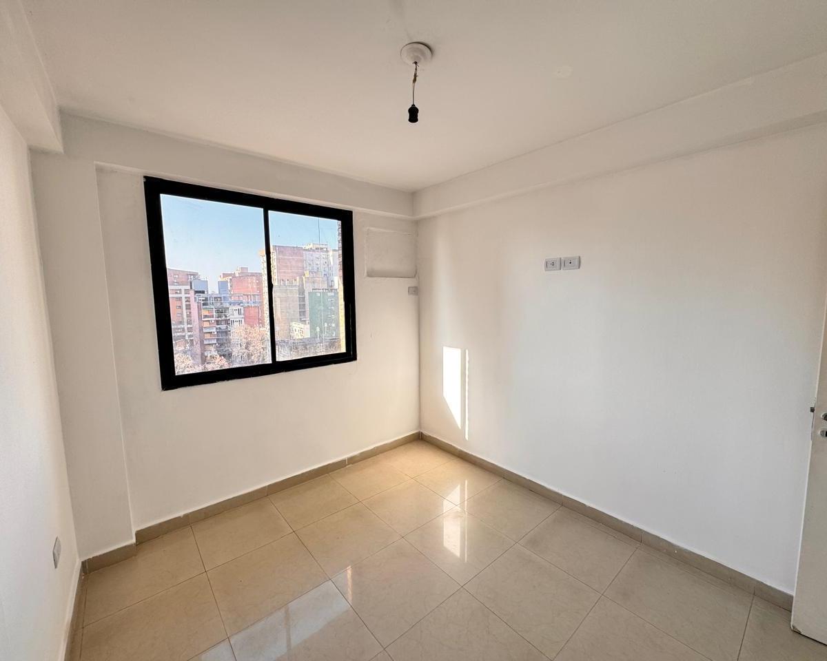 Amplio Departamento de 1 Dormitorio en Venta en Monteagudo Al 700, Barrio Norte 4