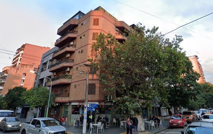 Departamento de 2 Dorm. + Dependencia, Av Sarmiento Al 200, Barrio Norte 4