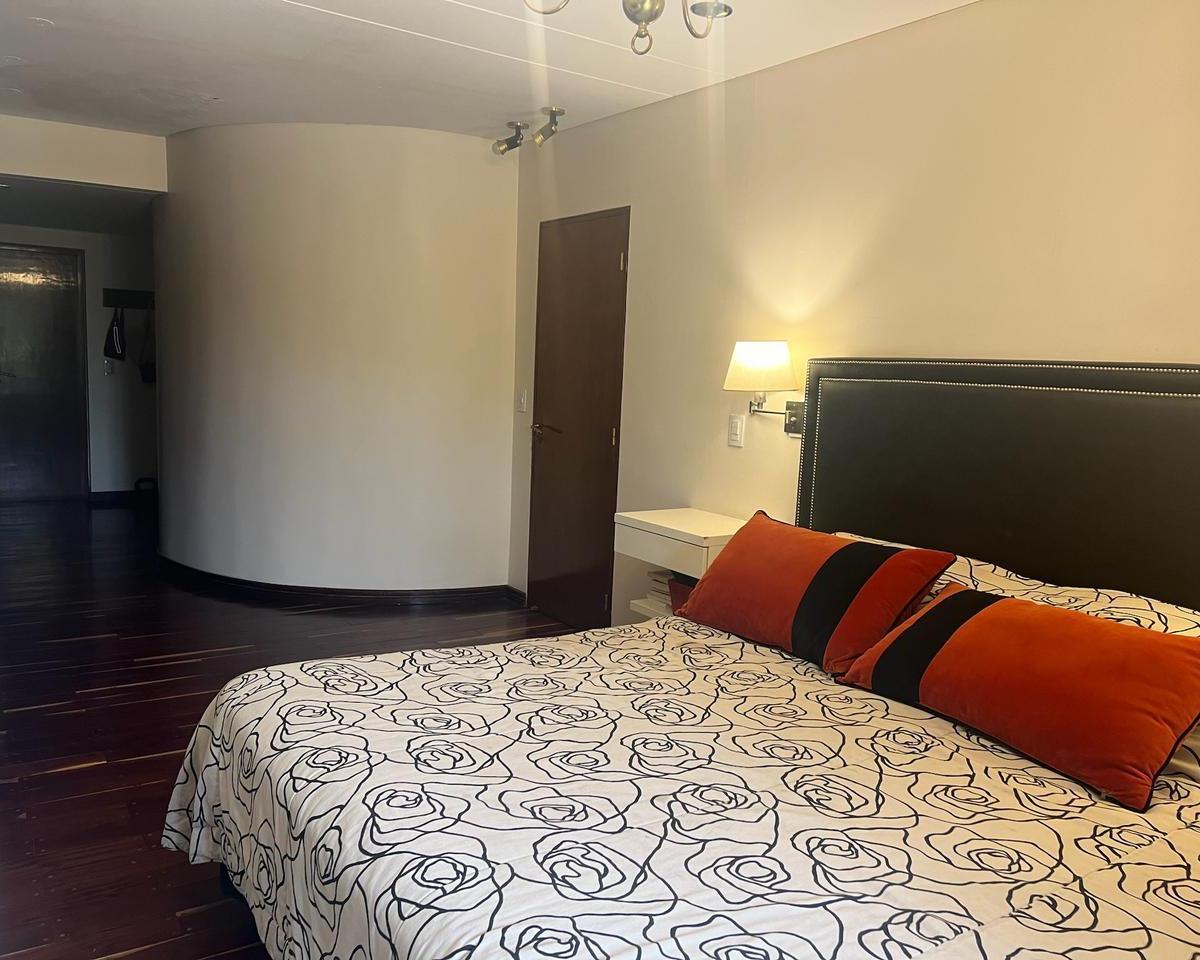 Foto de Importante casa de 5 dormitorios en VENTA en lote de 832 m2, zona, imagen 4
