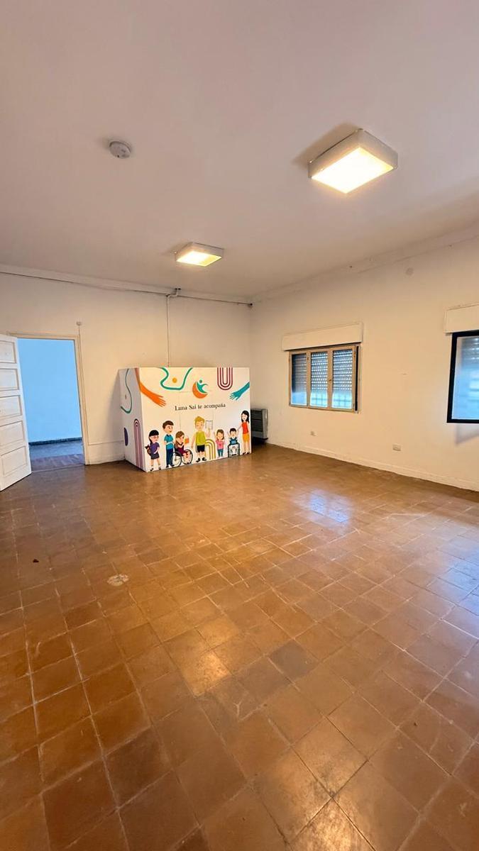 Importante Propiedad Ideal Centro Médico o Educativo en San Martín Al 3100, Smt 4