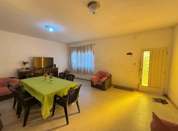 2 departamentos + 1 galpón en VENTA, Bolivia al 1500, barrio Villa Urquiza, SMT. Ideal INVERSORES! 3