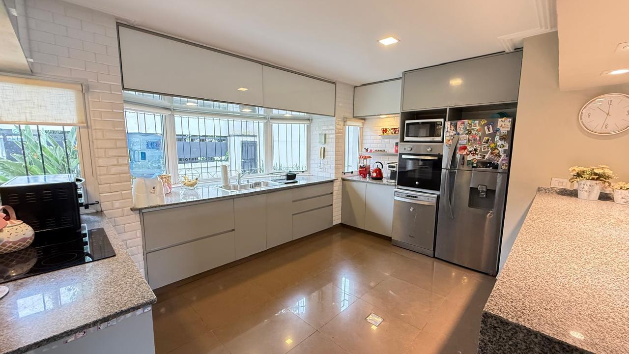 Foto de Importante casa de 4 dormitorios a metros de Av. Perón al 2500, Yerba Buena, imagen 5