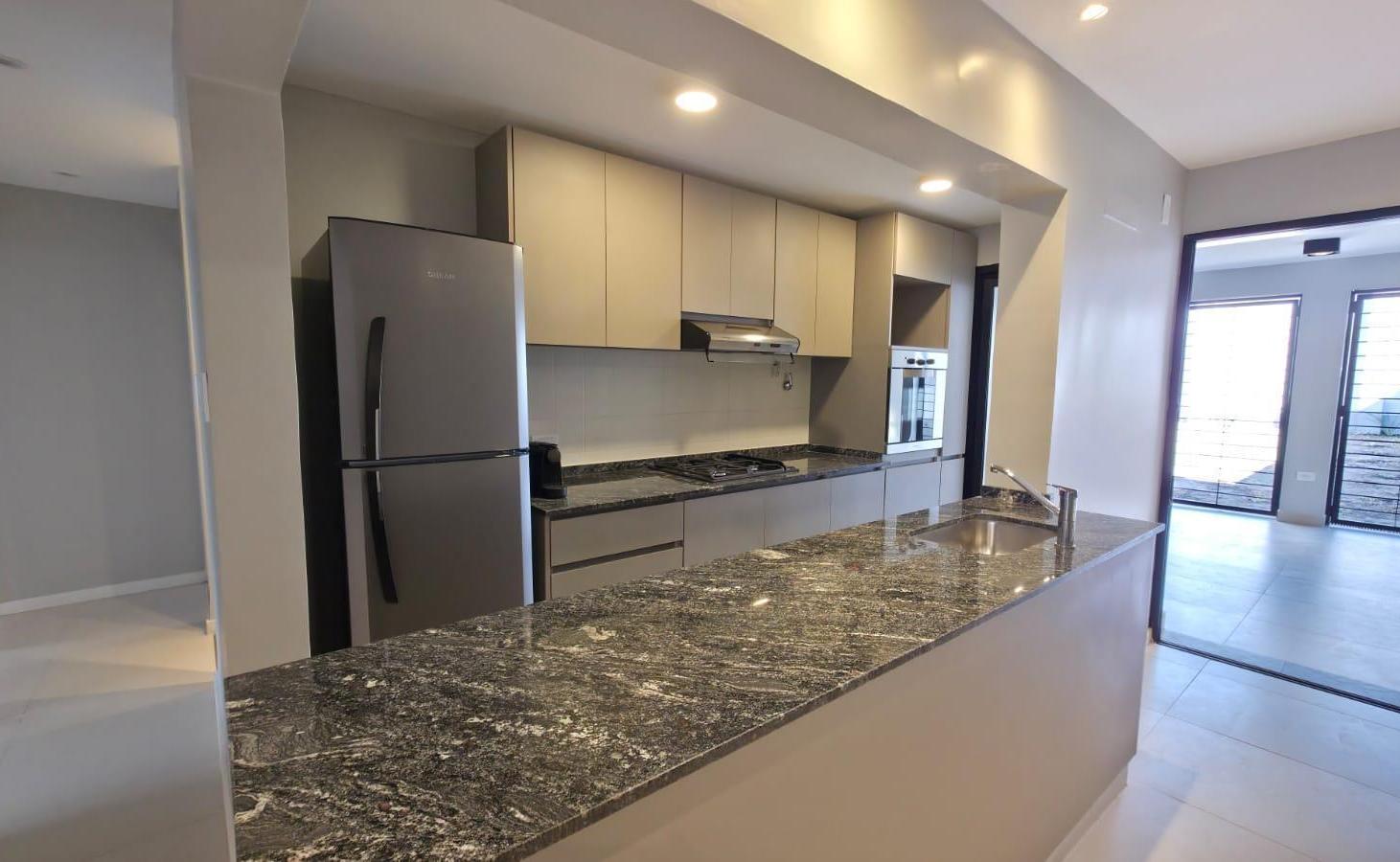 Foto de Casa de 3 dormitorios totalmente reciclada en Barrio Telefónicos, Yerba, imagen 3