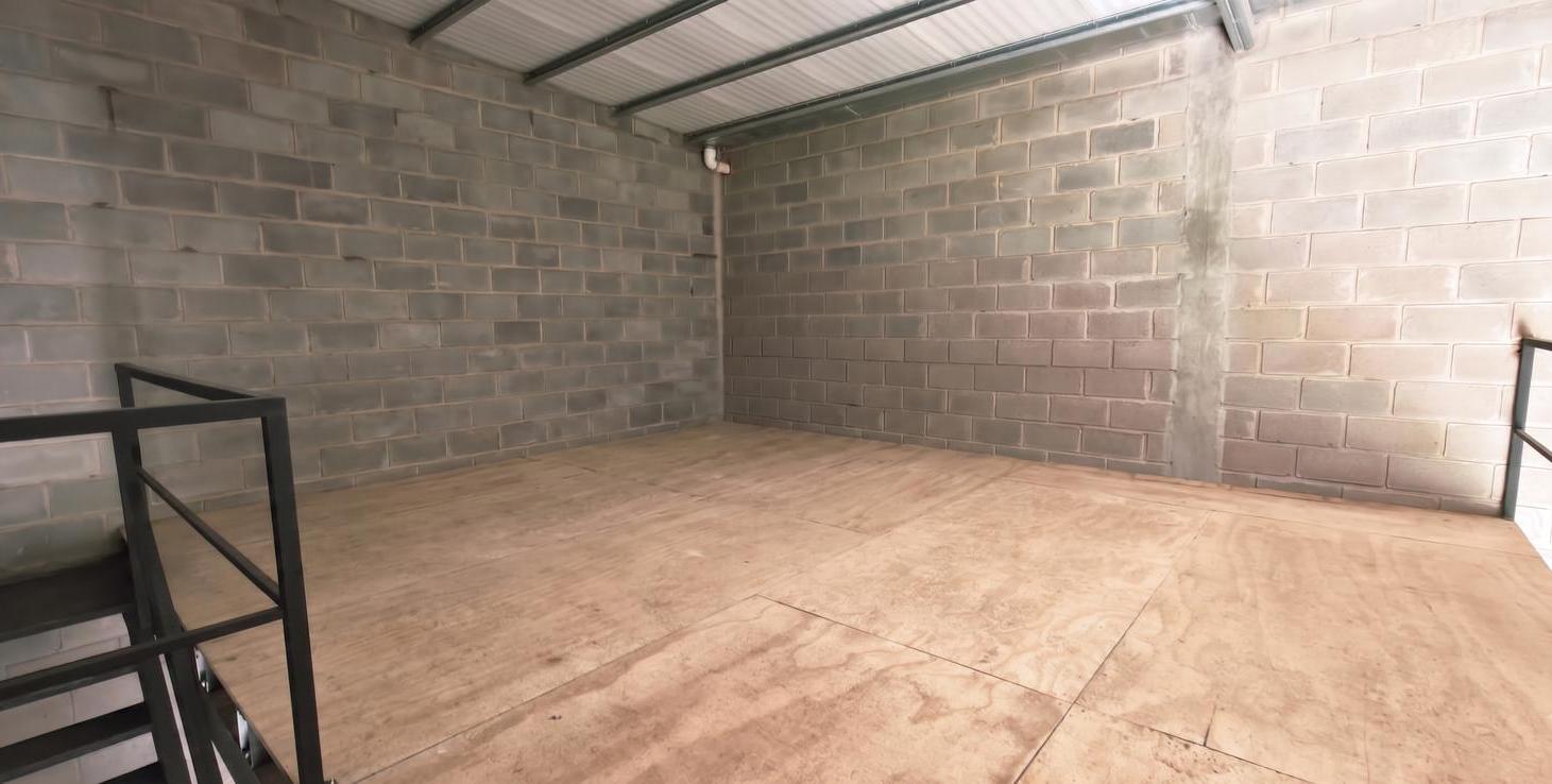 Foto de Galpones de 100 m2 en Parque 38, Av. Circunvalación (RN 38) Km. 2, zona, imagen 4