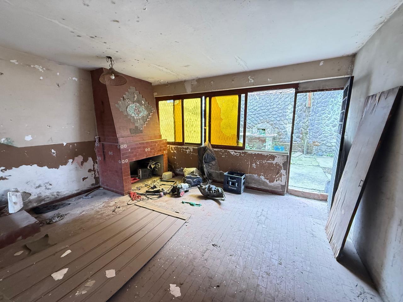 Foto de Galpón de 224 m2 + casa a restaurar en terreno de 446 m2, Bolívar al, imagen 5