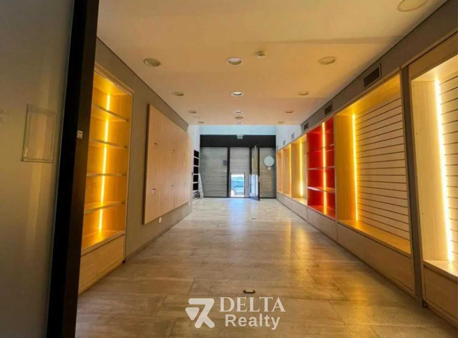 Alquiler Local Comercial con Gran Vidriera en Quilmes Centro 4