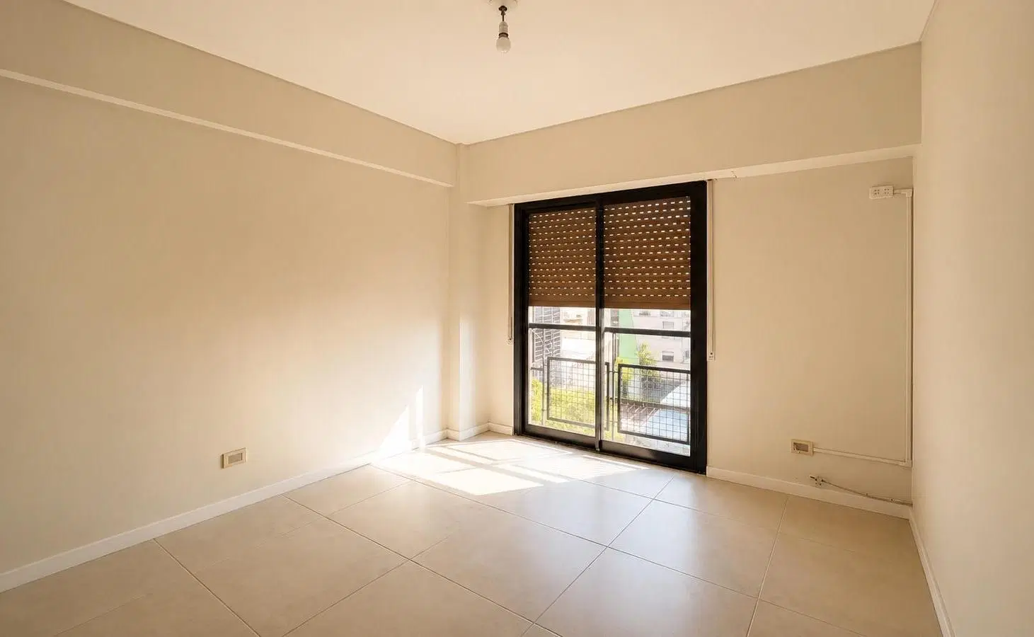 Alquiler Departamento 3 ambientes con Cochera | Quilmes centro 2